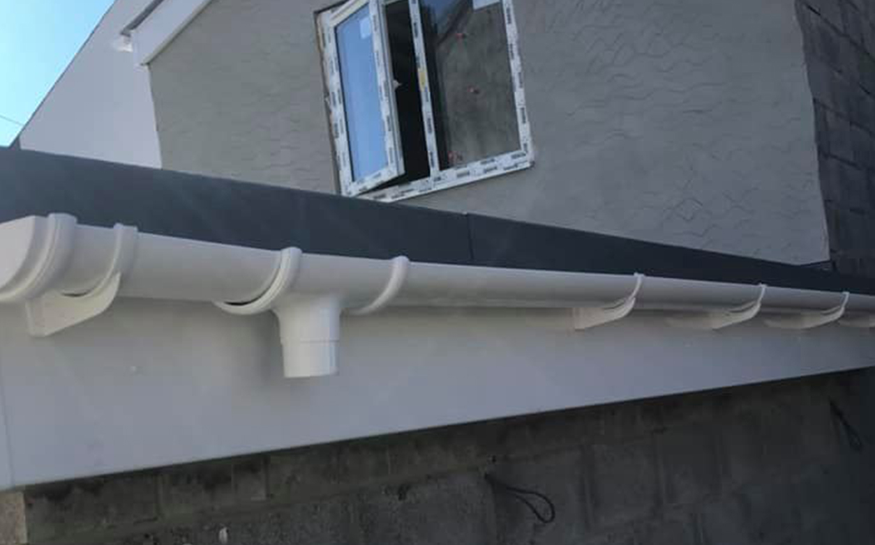 Tiled roofing in South Glamorgan